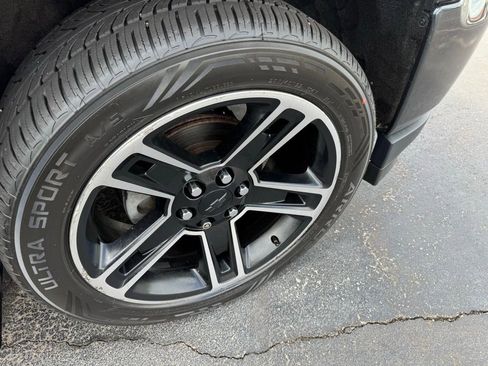 Used 2017 Chevrolet Silverado 1500 LT w/ LPO, Black Pack image 7