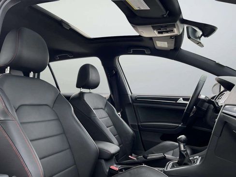 Used 2016 Volkswagen GTI Autobahn image 22