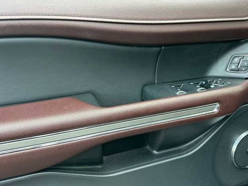 Certified 2023 Ford Expedition Limited image 10