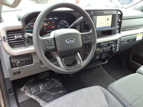 New 2026 Ford F350 XLT w/ FX4 Off-Road Package AWD/4WD image 15