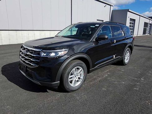 New 2026 Ford Explorer Active image 4