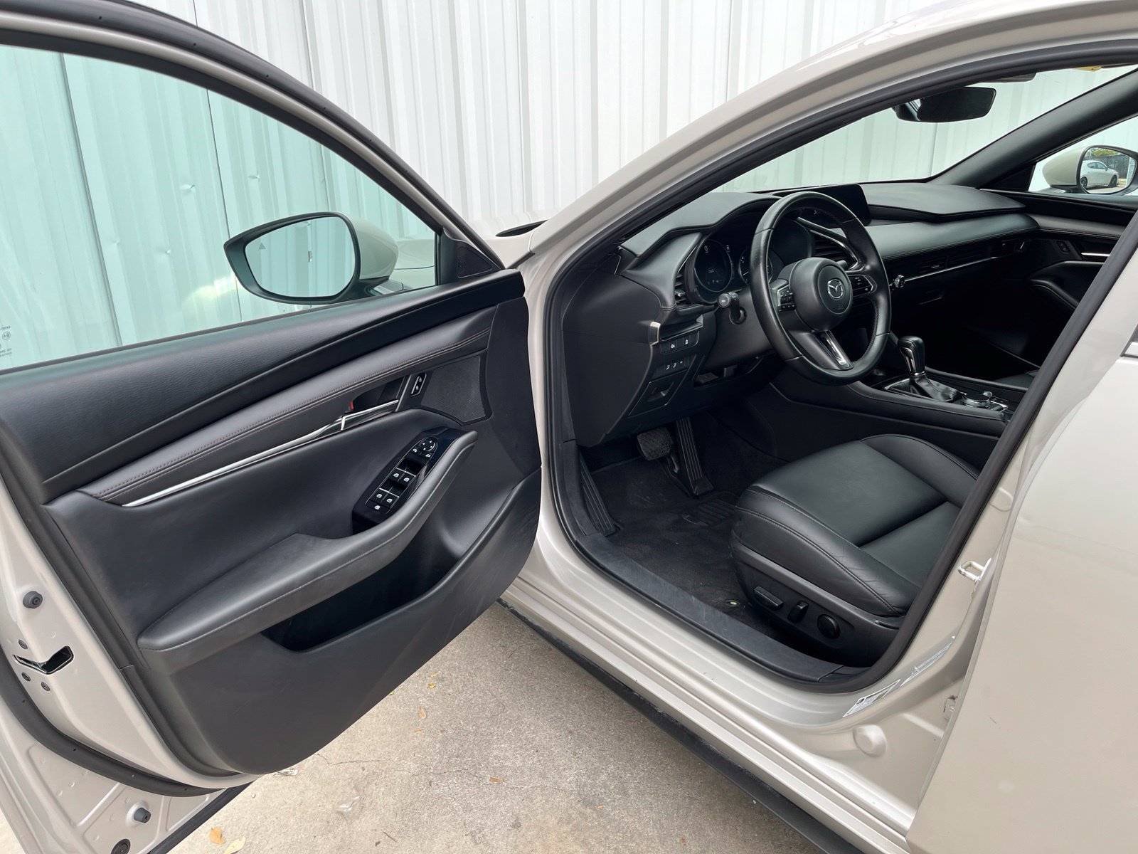 Certified 2024 MAZDA MAZDA3 s FWD image 11