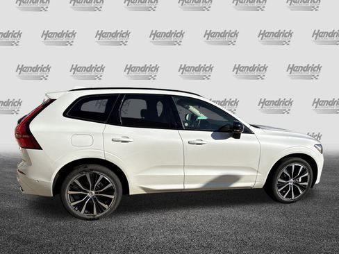 Used 2025 Volvo XC60 B5 Plus w/ Climate Package image 11