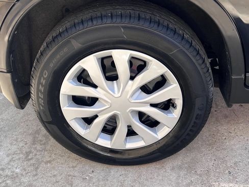 Used 2016 Nissan Rogue S image 10