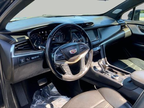 Used 2020 Cadillac XT5 Premium Luxury w/ Platinum Package AWD/4WD image 18