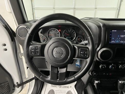Used 2016 Jeep Wrangler Unlimited Sport w/ Connectivity Group image 30