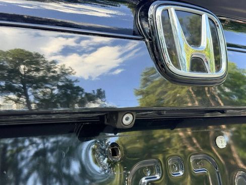 Used 2018 Honda Civic EX image 10