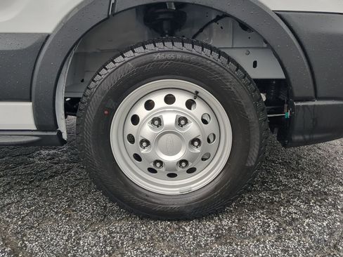 New 2025 Ford Transit 250 XL image 9