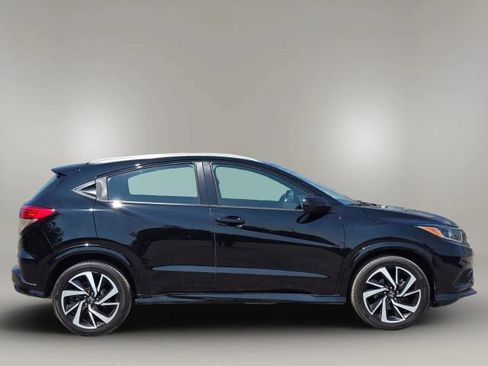 Used 2019 Honda HR-V Sport image 4