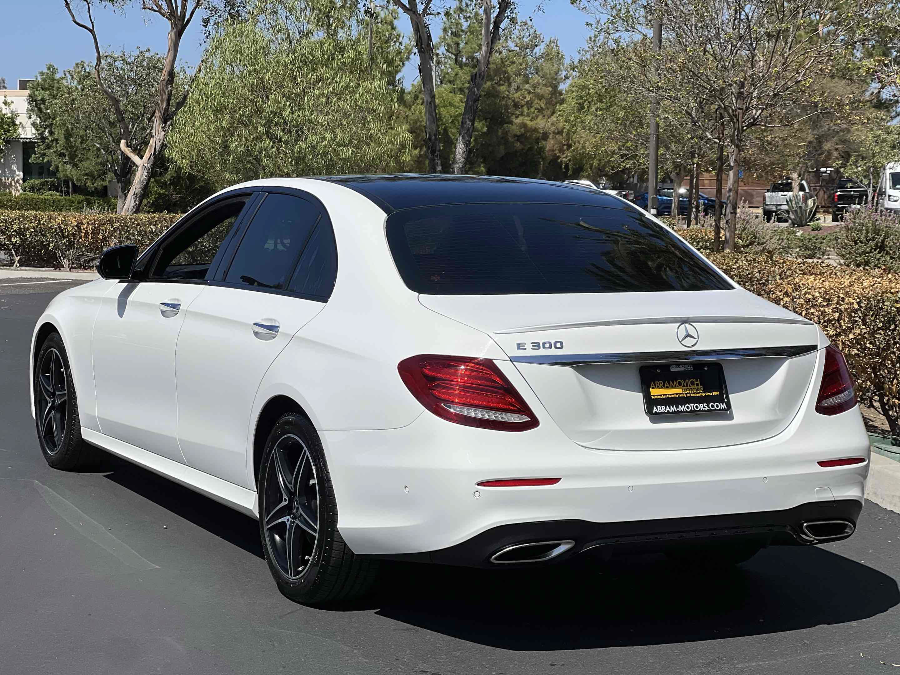 Used 2018 Mercedes-Benz E 300 image 17