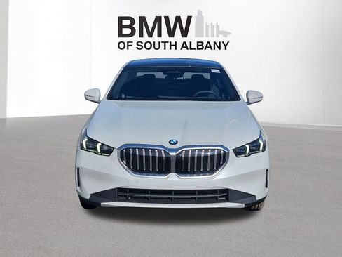 New 2026 BMW 540i xDrive image 9