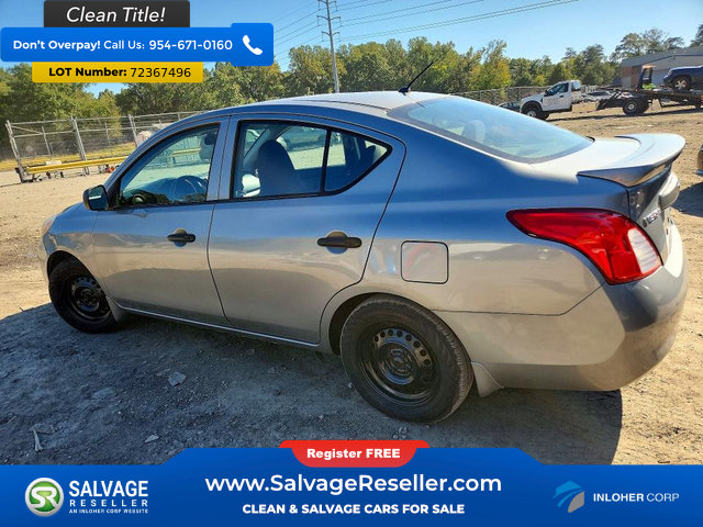 Used 2014 Nissan Versa S Plus FWD image 3