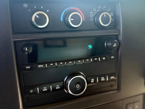 Used 2019 GMC Savana 3500 w/ Power Convenience Package RWD image 14