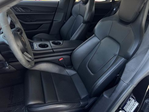 Used 2023 Porsche Taycan GTS image 17