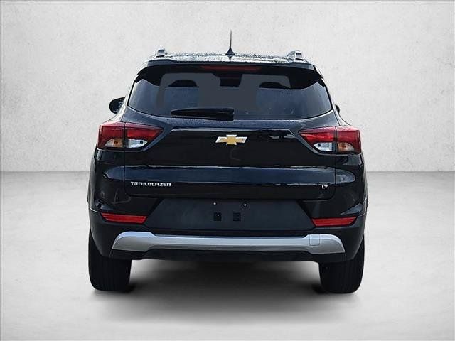 Used 2025 Chevrolet TrailBlazer LT FWD image 7