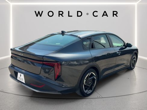 Certified 2025 Kia K4 EX FWD image 7