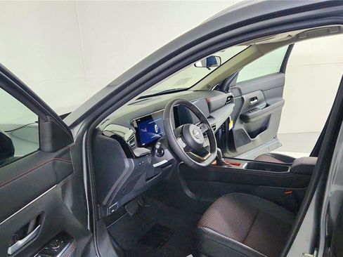 New 2026 Nissan Kicks SR w/ SR Premium Package image 28