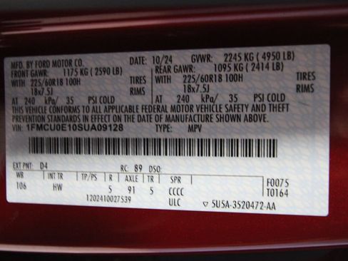 Used 2025 Ford Escape SE w/ Class II Trailer Tow Package FWD image 42