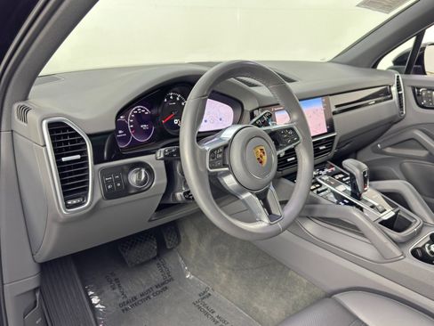 Used 2022 Porsche Cayenne Platinum Edition AWD/4WD image 14