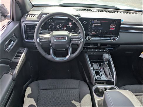 New 2026 GMC Canyon Elevation RWD image 16