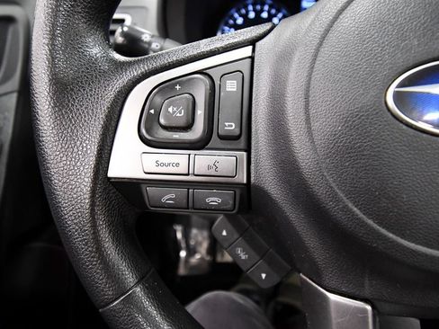 Used 2018 Subaru Forester 2.5i Premium AWD/4WD image 17