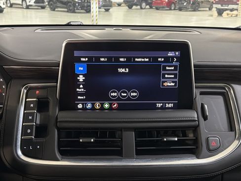 Used 2021 Chevrolet Tahoe Z71 AWD/4WD image 32