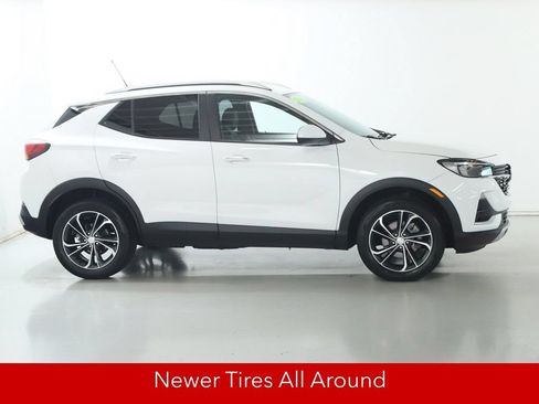 Used 2023 Buick Encore GX Select w/ Safety Package II AWD/4WD image 12