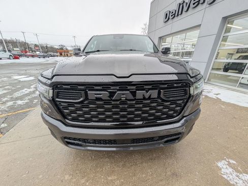 New 2026 RAM 1500 4x4 Crew Cab image 9