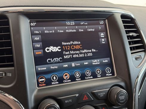 Used 2018 Jeep Grand Cherokee Limited AWD/4WD image 21