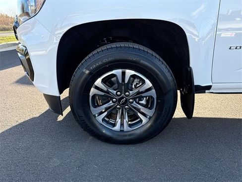 Used 2022 Chevrolet Colorado Z71 image 13