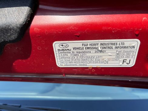Used 2017 Subaru Crosstrek 2.0i Premium AWD/4WD image 37