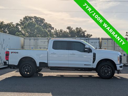 Used 2023 Ford F250 Lariat w/ Sport Appearance Package AWD/4WD image 4