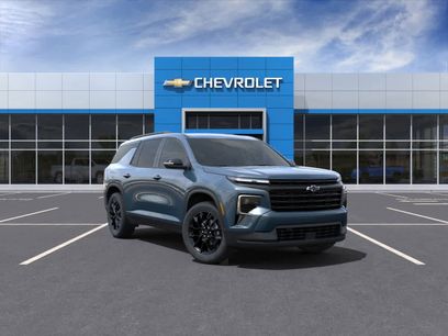 New 2025 Chevrolet Traverse LT w/ Midnight/Sport Edition