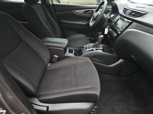 Used 2020 Nissan Rogue Sport S FWD image 28