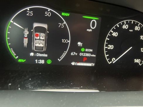 Used 2025 Honda CR-V Sport image 9