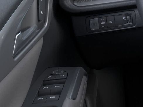 New 2026 Chevrolet Traverse LT w/ LPO, Floor Liner Package image 22