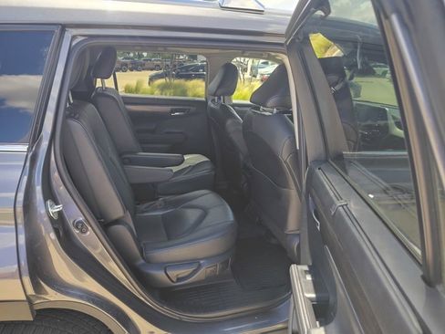 Used 2022 Toyota Highlander Limited AWD/4WD image 30