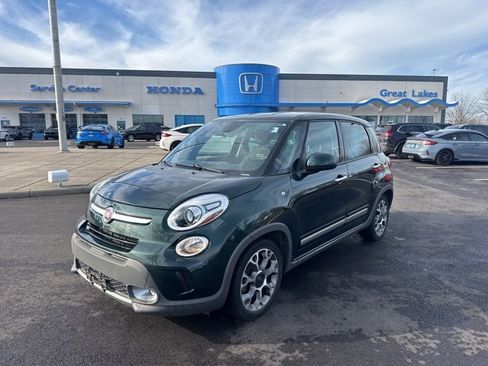 Used 2014 FIAT 500L Trekking w/ Popular Equipment Group image 1