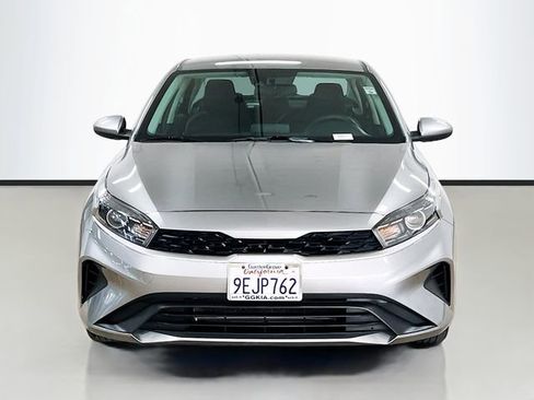 Certified 2023 Kia Forte LXS image 2