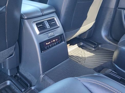 Used 2024 MAZDA CX-90 3.3 Turbo w/ Premium Package image 18