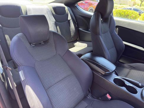 Used 2010 Hyundai Genesis 2.0T RWD image 37