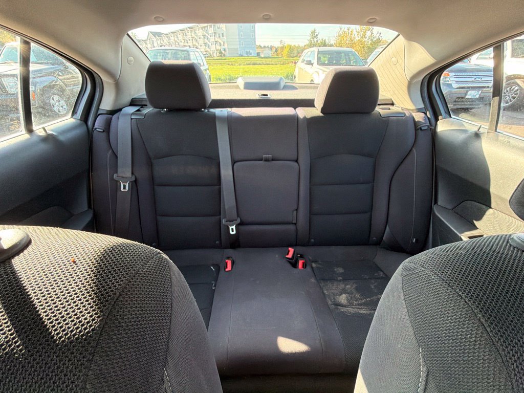 Used 2014 Chevrolet Cruze LT FWD image 21