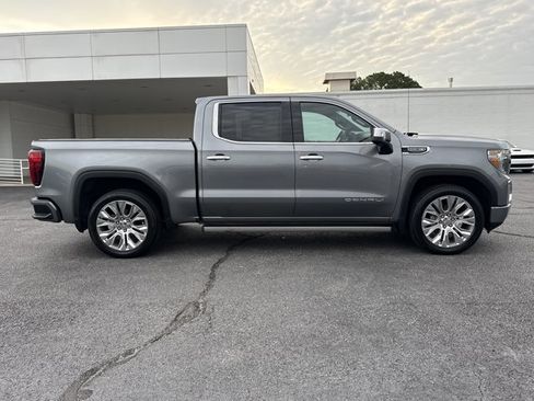 Used 2021 GMC Sierra 1500 Denali w/ Denali Premium Package AWD/4WD image 2