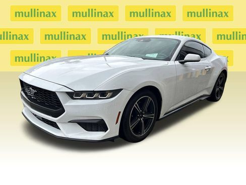 Used 2024 Ford Mustang Premium RWD image 6