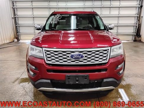 Used 2017 Ford Explorer Platinum AWD/4WD image 7
