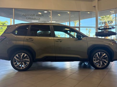 Used 2025 Subaru Forester Touring image 6