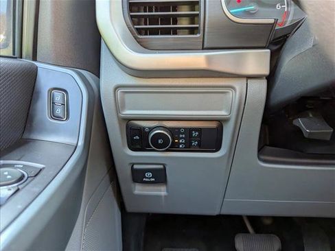 Used 2023 Ford F150 XLT image 19