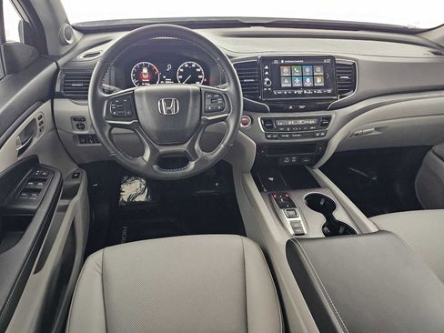 Certified 2025 Honda Ridgeline RTL image 19