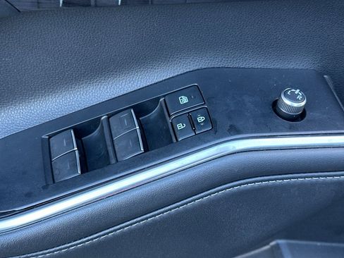 Certified 2022 Toyota Highlander Limited image 14