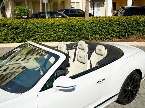 Used 2024 Bentley Continental GT Speed image 47